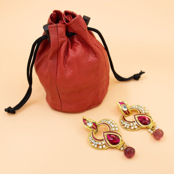 Women's Leather Drawstring Pouch - Picture 4 of 5